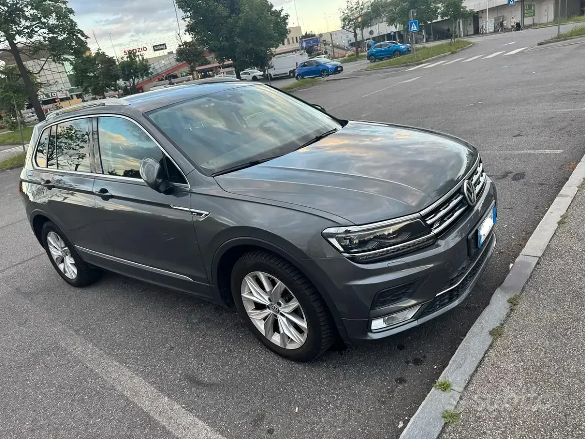Usata VW Tiguan 150 CV (110 kW) 2016 Grigio SUV