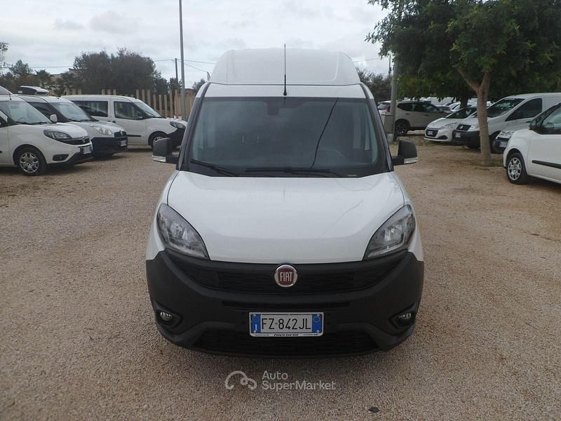 Usata Fiat Doblò 120 CV (88 kW) 2020 Bianco Monovolume