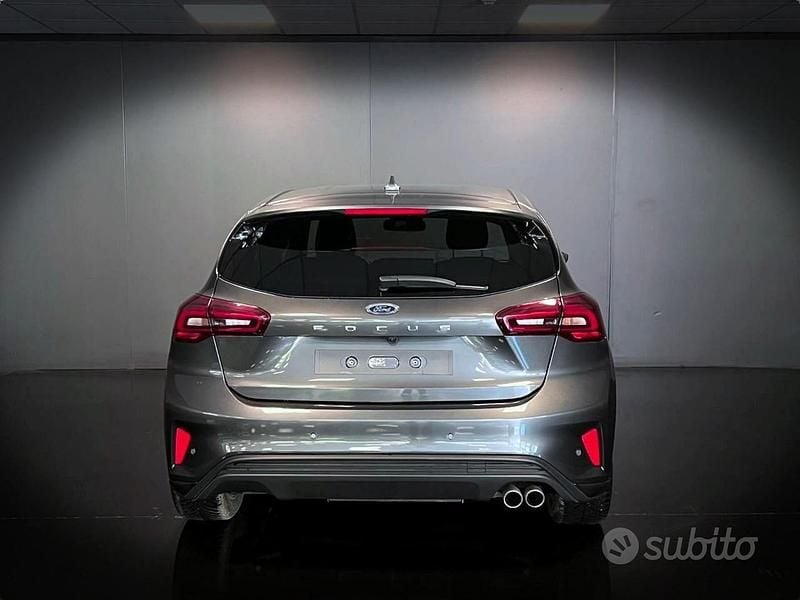 Usata Ford Focus ST-Line 116 CV (85 kW) 2025 Grigio Berlina