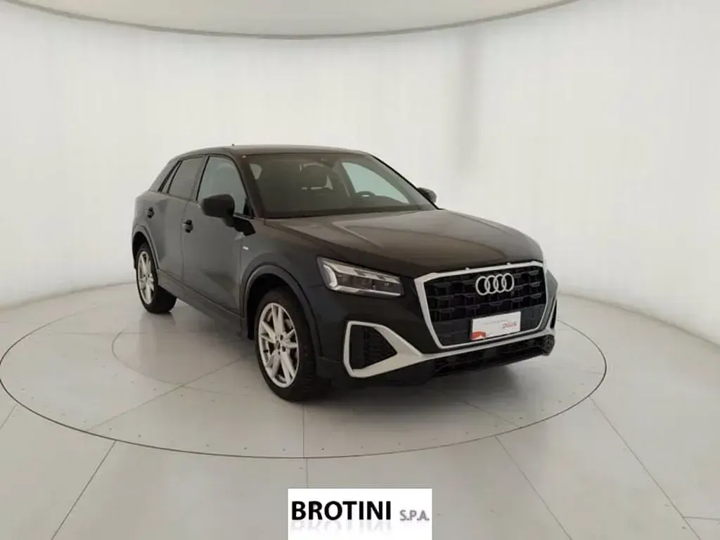 Usata Audi Q2 S-Line 150 CV (110 kW) 2025 Nero metallizzato SUV