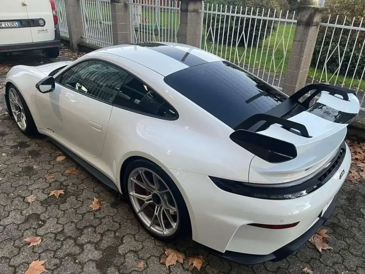 Nuova Porsche 992 510 CV (375 kW) 2025 Bianco