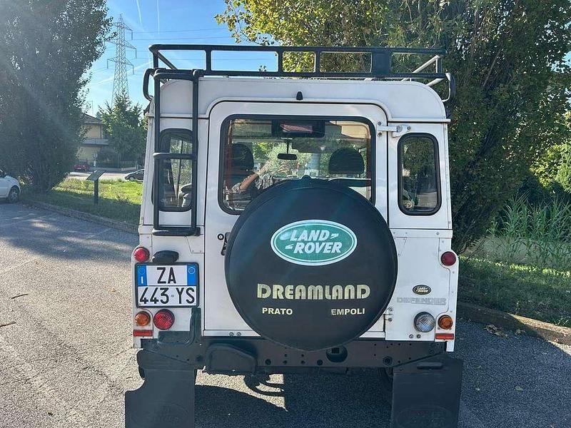 Usata Land Rover Defender S 122 CV (89 kW) 2009 Bianco Station wagon