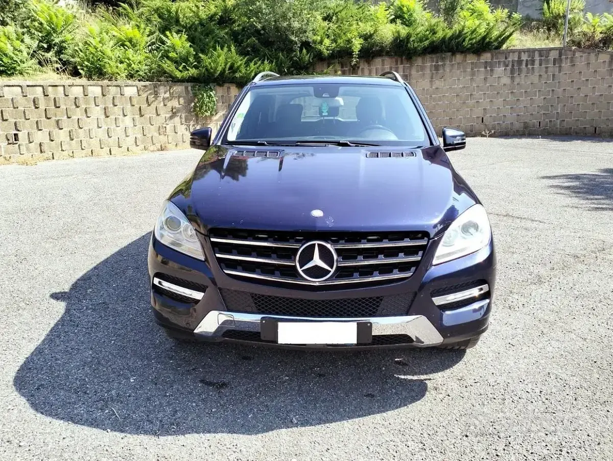 Usata Mercedes ML250 204 CV (150 kW) 2015 Blu/azzurro SUV
