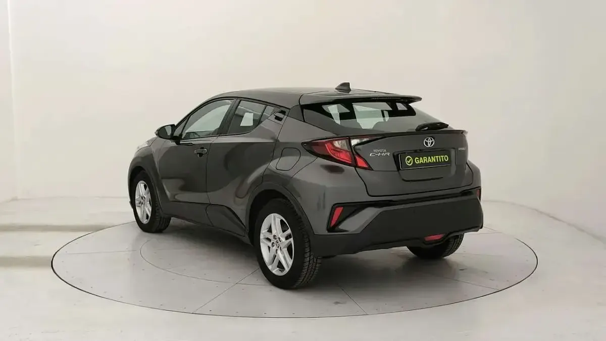 Usata Toyota C-HR Business Edition 122 CV (89 kW) 2023 Grigio SUV