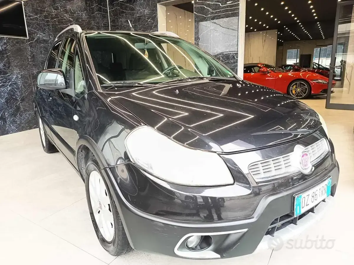 Usata Fiat Sedici Emotion 135 CV (99 kW) 2010 Nero SUV