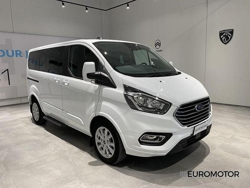 Usata Ford Tourneo Custom Titanium 131 CV (96 kW) 2022 Bianco Furgone