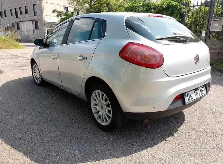 Usata Fiat Bravo 120 CV (88 kW) 2007 Utilitaria