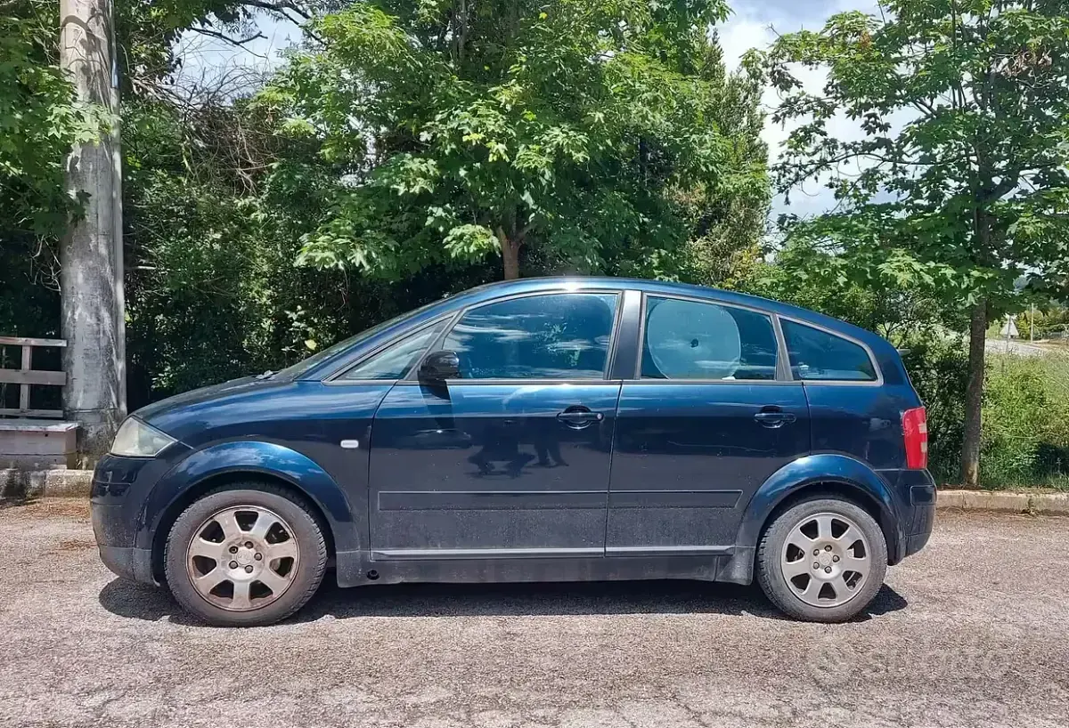 Usata Audi A2 75 CV (55 kW) 2002 Utilitaria
