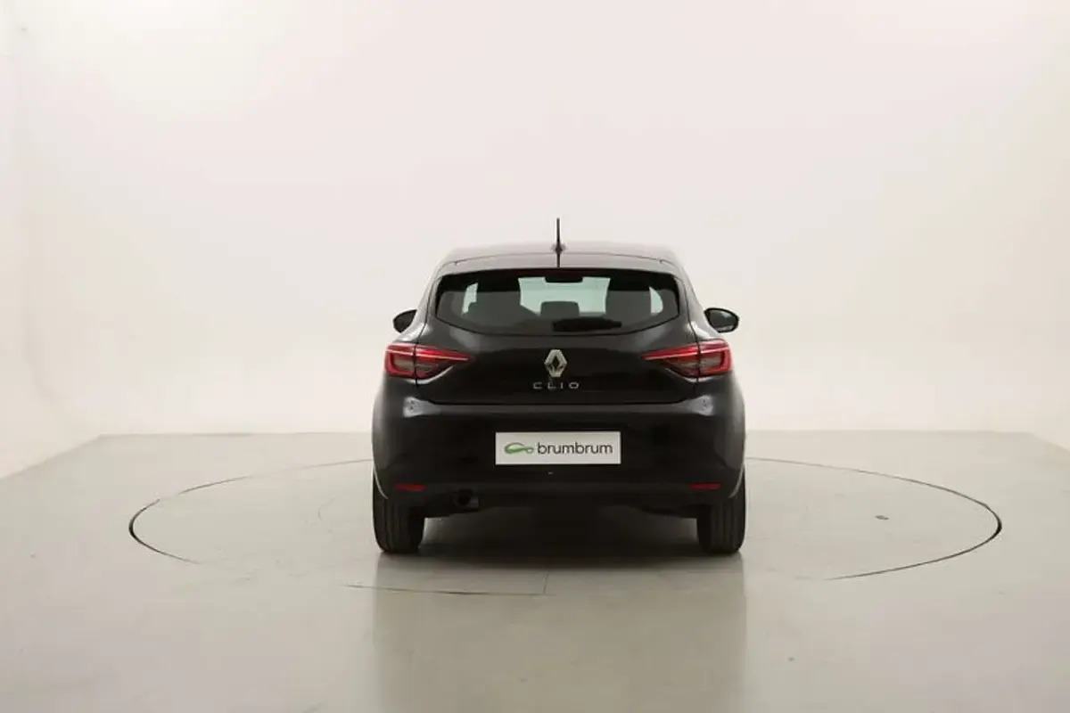 Usata Renault Clio Equilibre 91 CV (66 kW) 2023 Grigio Utilitaria