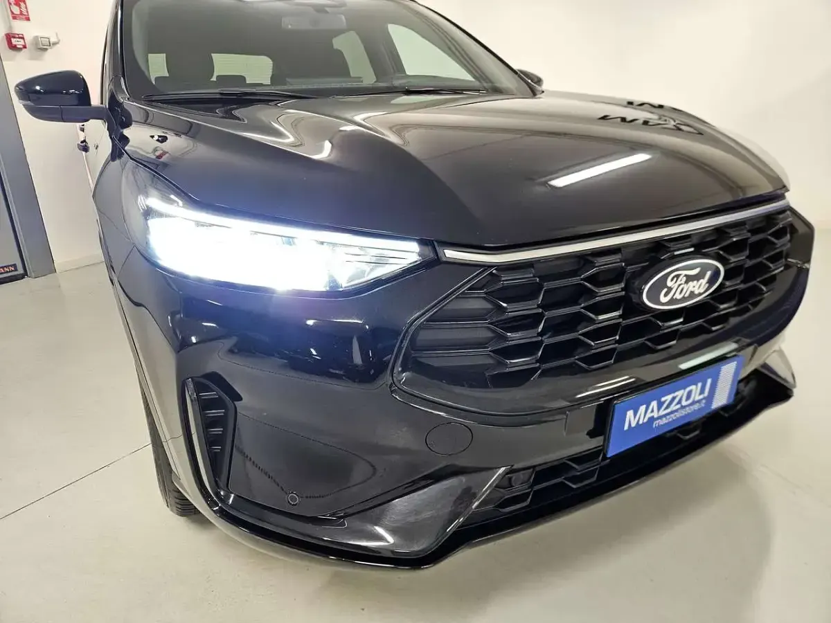 Usata Ford Kuga ST-Line 179 CV (131 kW) 2025 Nero SUV