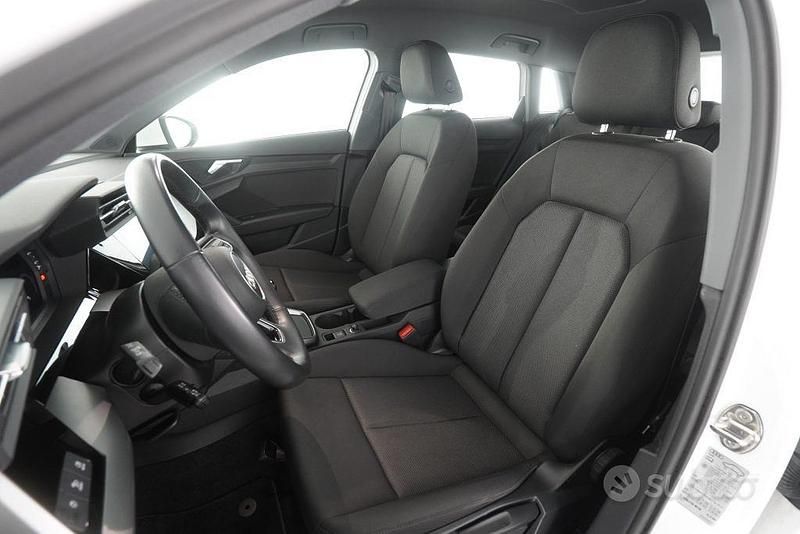 Usata Audi A3 S-Line 150 CV (110 kW) 2022 Bianco ibis Berlina