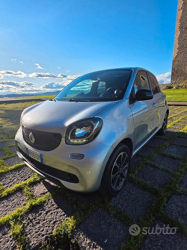 Usata Smart ForFour Passion 71 CV (52 kW) 2016 Utilitaria
