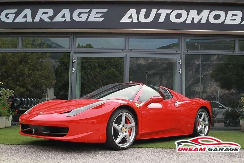 Usata Ferrari 458 570 CV (419 kW) 2012 Rosso Coupé