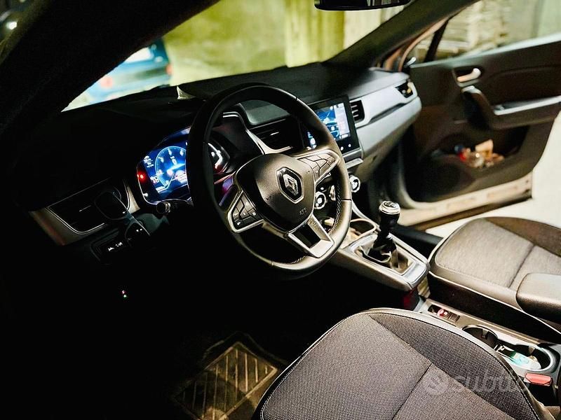 Usata Renault Captur Intens 2021 Grigio SUV