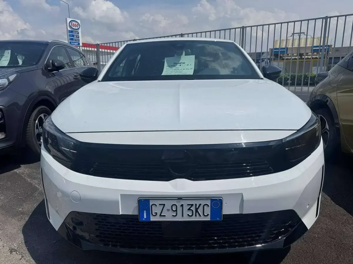 Usata Opel Corsa S 101 CV (74 kW) 2025 Bianco Utilitaria