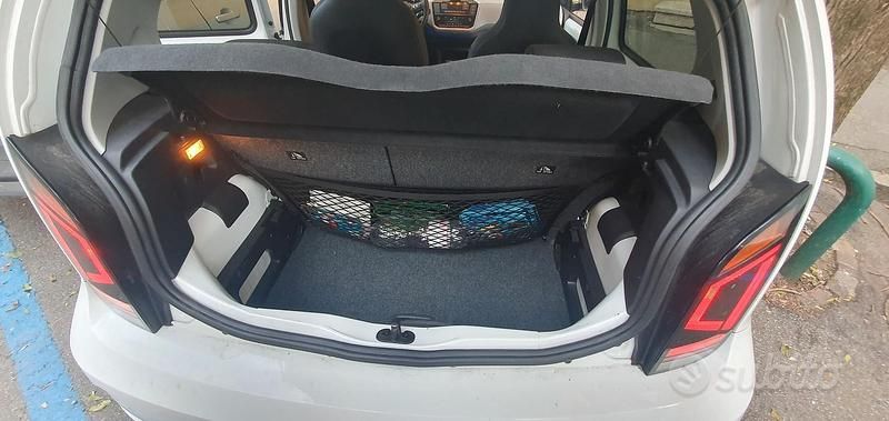 Usata VW e-up! 61 kW (83 CV) 2020 Bianco Utilitaria