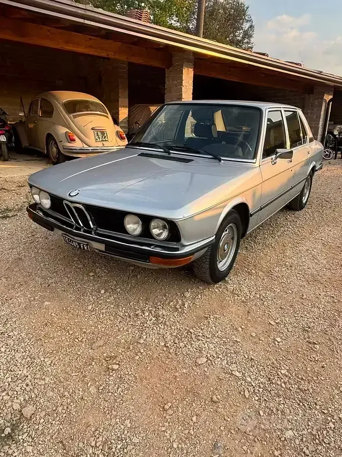 Usata BMW 518 100 CV (73 kW) 1970 Grigio Berlina