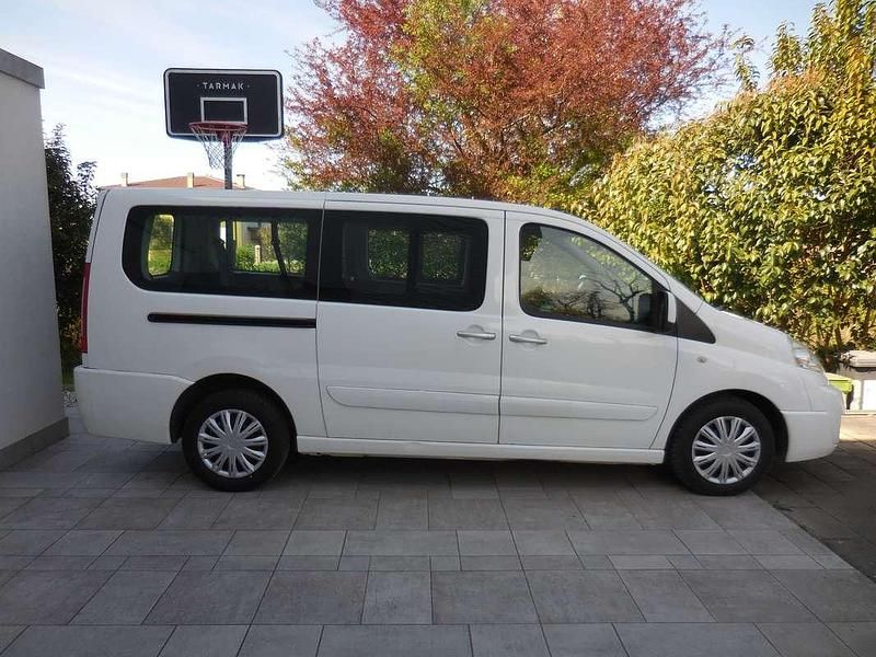 Usata Citroën Jumpy Business Class 120 CV (88 kW) 2010 Bianco Monovolume