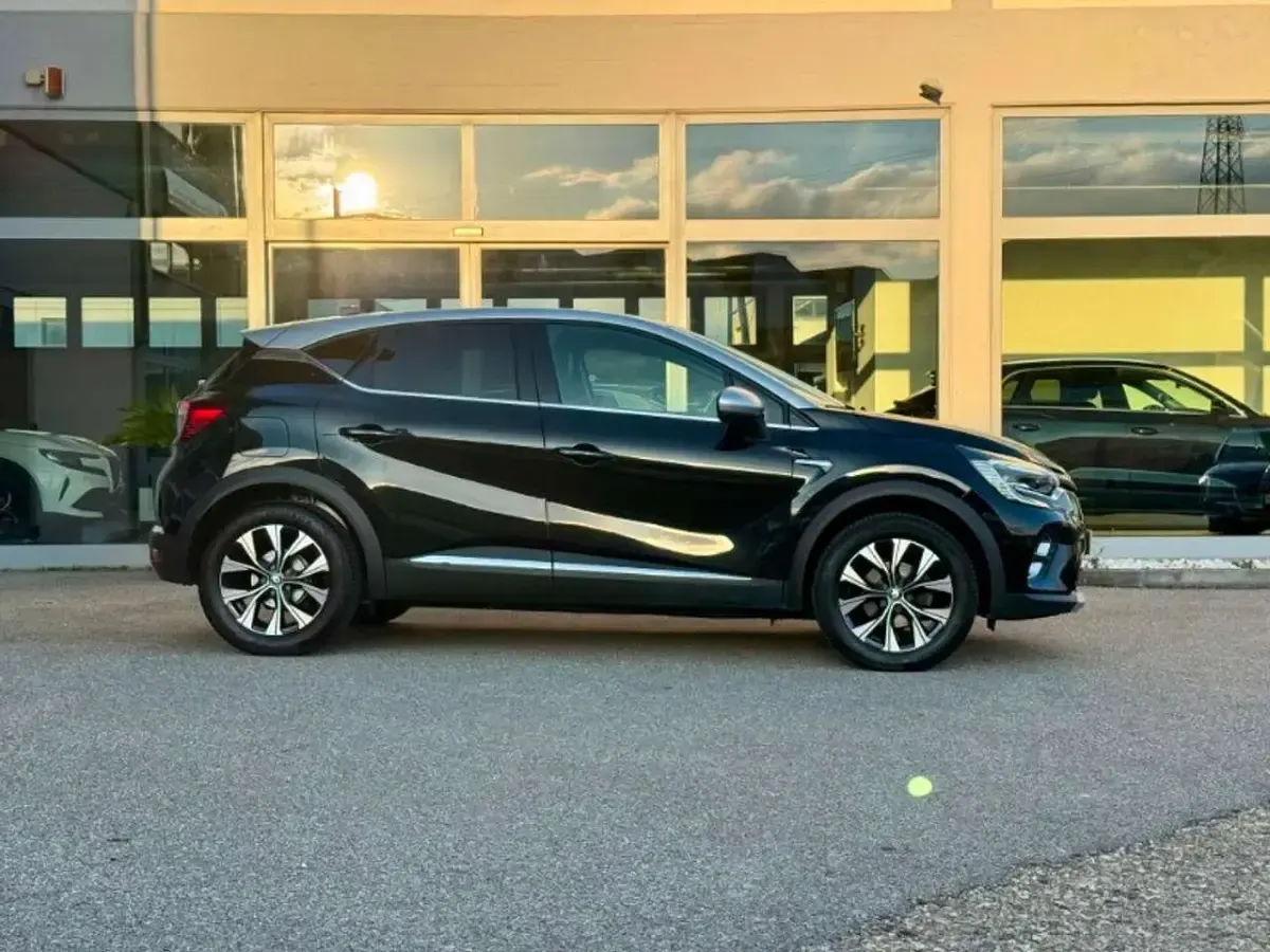 Usata Renault Captur Techno 91 CV (66 kW) 2024 Nero SUV