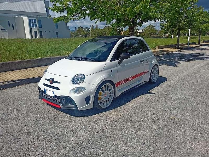 Usata Abarth 695C Competizione 180 CV (132 kW) 2024 Bianco Cabrio
