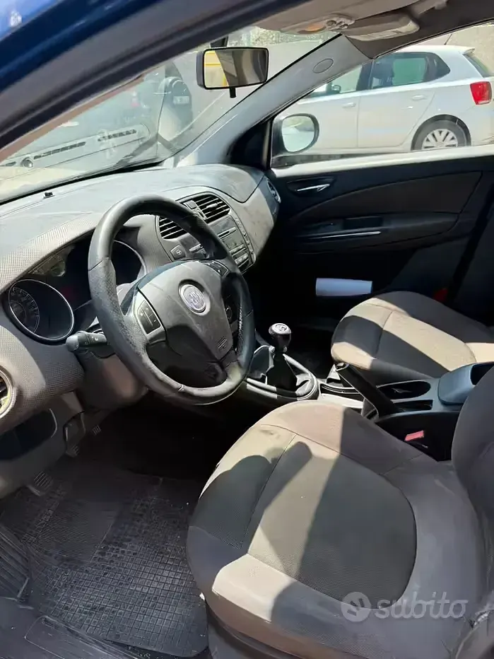 Usata Fiat Bravo 65 CV (47 kW) 2007 Bluazzurro Utilitaria