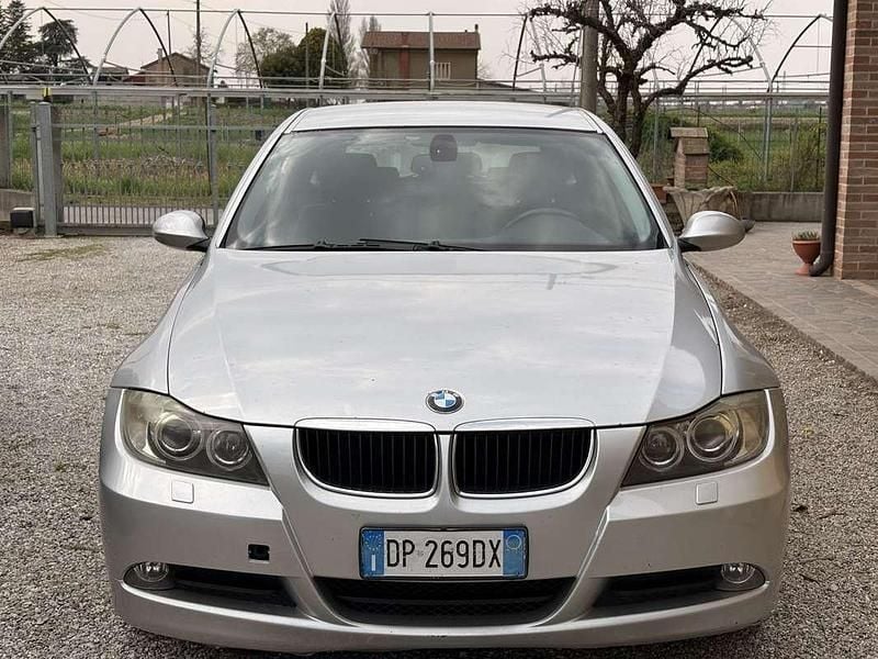 Usata BMW 318 M Sport 143 CV (105 kW) 2008 Grigio Station wagon