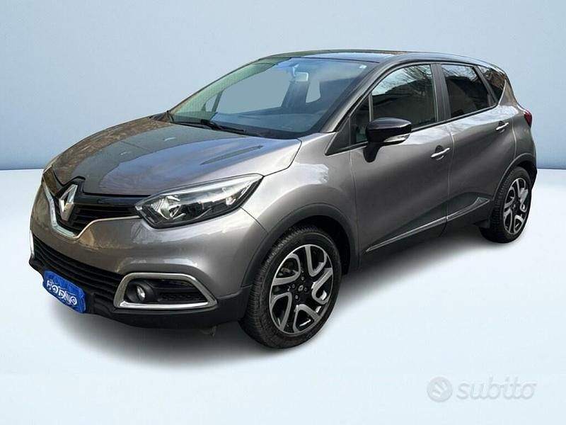 Usata Renault Captur Intens 90 CV (66 kW) 2017 Verde SUV