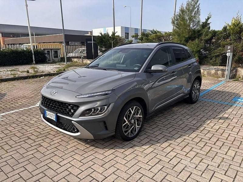Usata Hyundai Kona 141 CV (103 kW) 2022 Grigio SUV