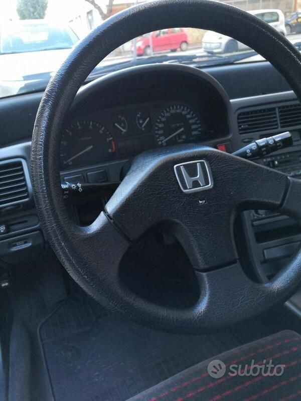 Usata Honda Civic 131 CV (96 kW) 1990 Grigio Coupé