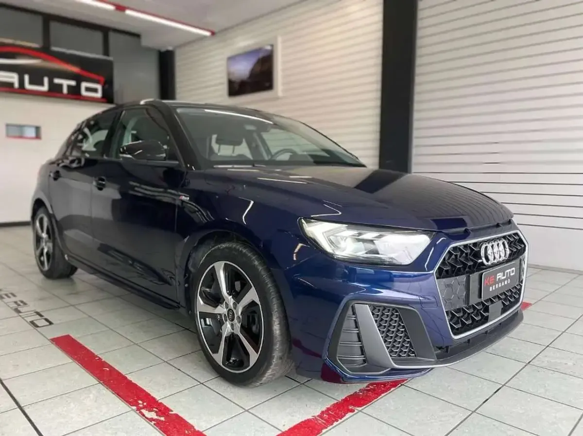 Usata Audi A1 Sportback S-Line 116 CV (85 kW) 2025 Blu/azzurro Utilitaria