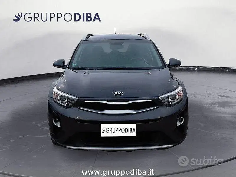 Usata Kia Stonic 110 CV (80 kW) 2018 Grigio SUV