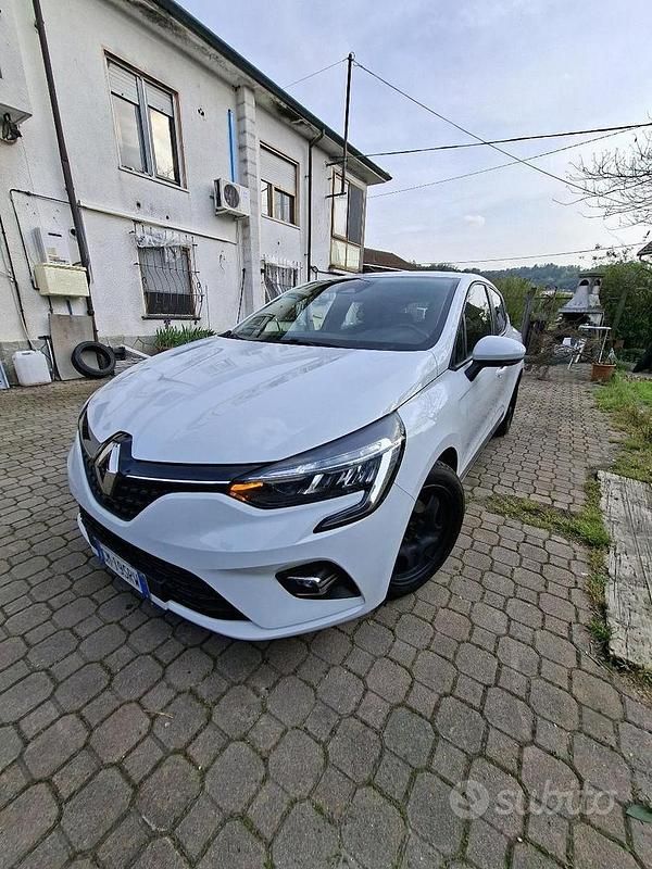 Usata Renault Clio V 65 CV (47 kW) 2023 Bianco Berlina