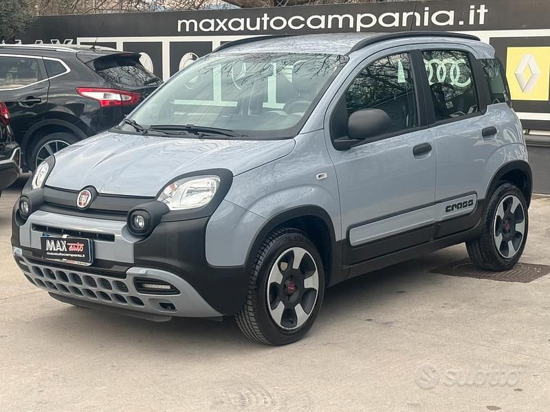 Usata Fiat Panda Cross Cross 69 CV (50 kW) 2020 Grigio Utilitaria
