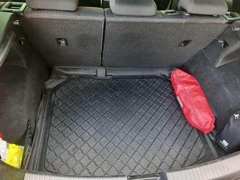 Usata Seat Leon XCELLENCE 150 CV (110 kW) 2017 Rosso Berlina