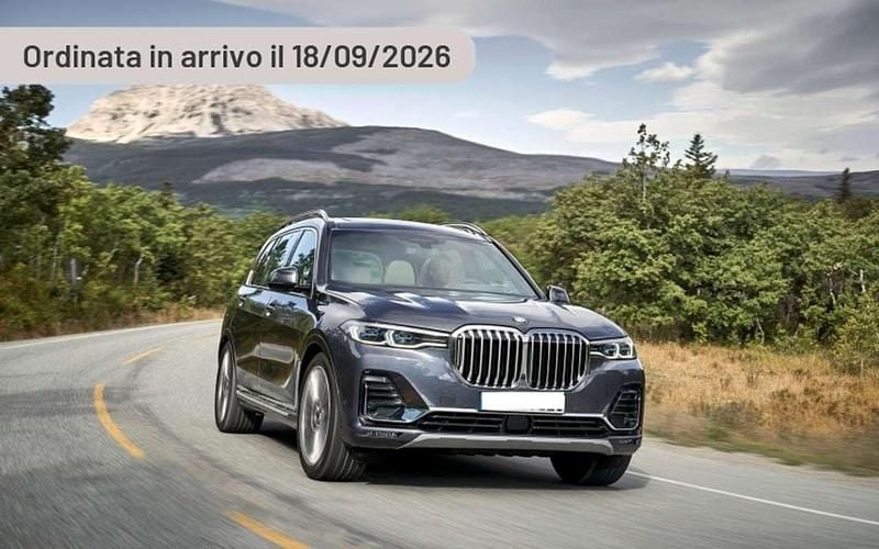 Usata BMW X7 Efficient Dynamics 381 CV (280 kW) 2023 Argento SUV