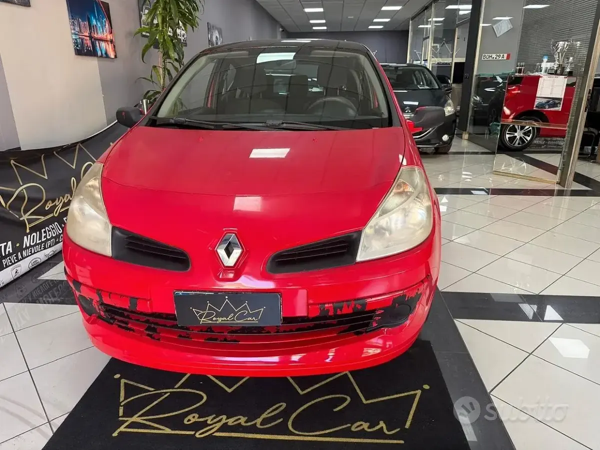 Usata Renault Clio II 75 CV (55 kW) 2006 Rosso Berlina