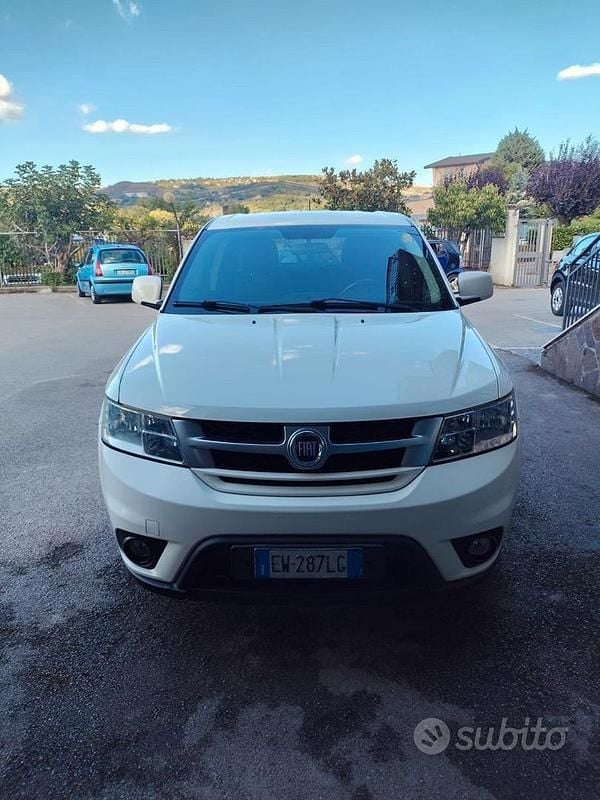 Usata Fiat Freemont 170 CV (125 kW) 2014 Bianco SUV