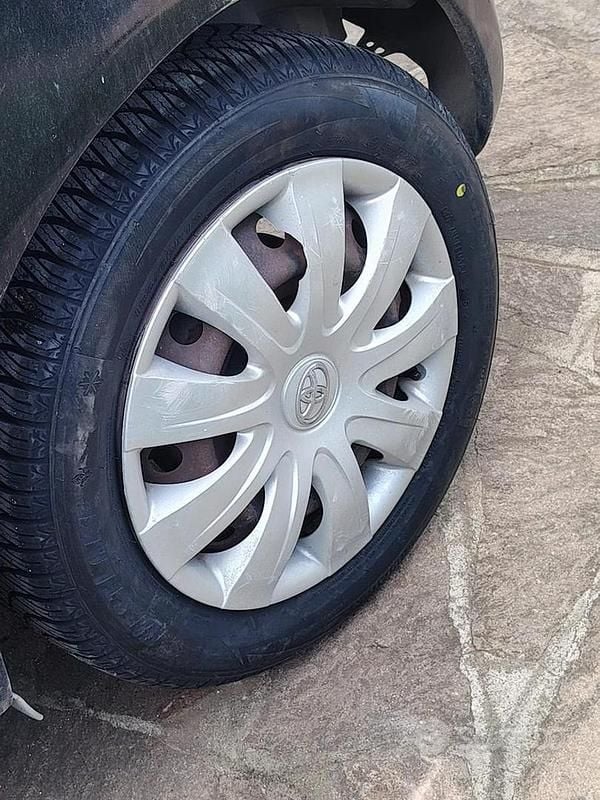 Usata Toyota Yaris 2008 Nero Utilitaria