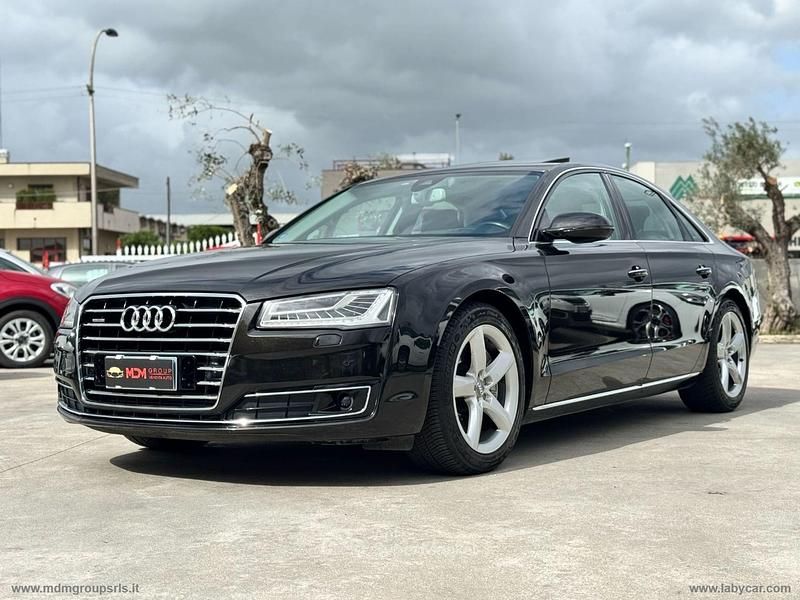 Nero Usata 2014 Audi A8 Tre volumi | 23.900 € - Immagine 1/4