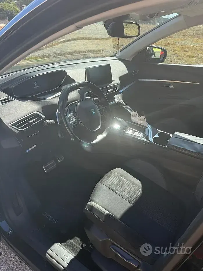 Usata Peugeot 3008 120 CV (88 kW) 2017 Nero SUV