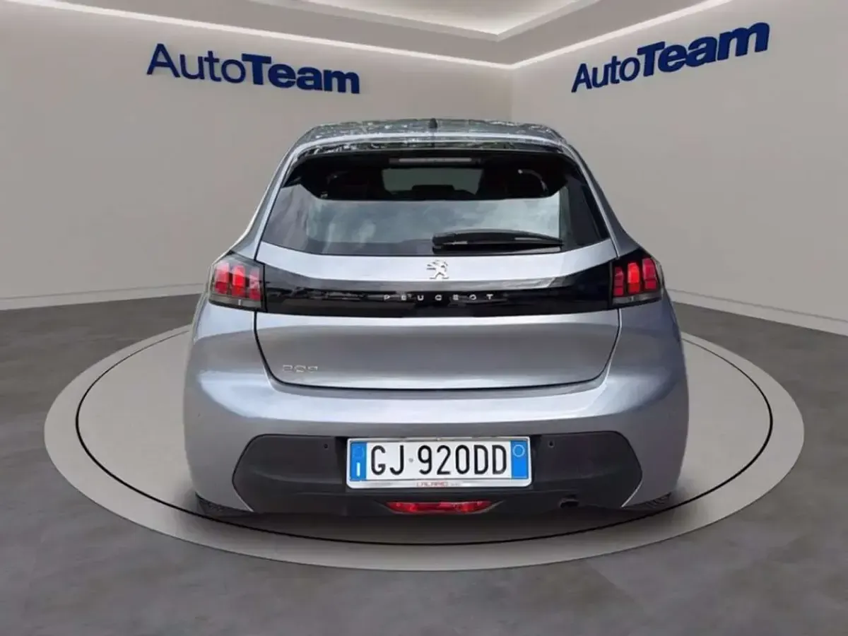Usata Peugeot 208 Active 102 CV (75 kW) 2022 Grigio ardesia Utilitaria