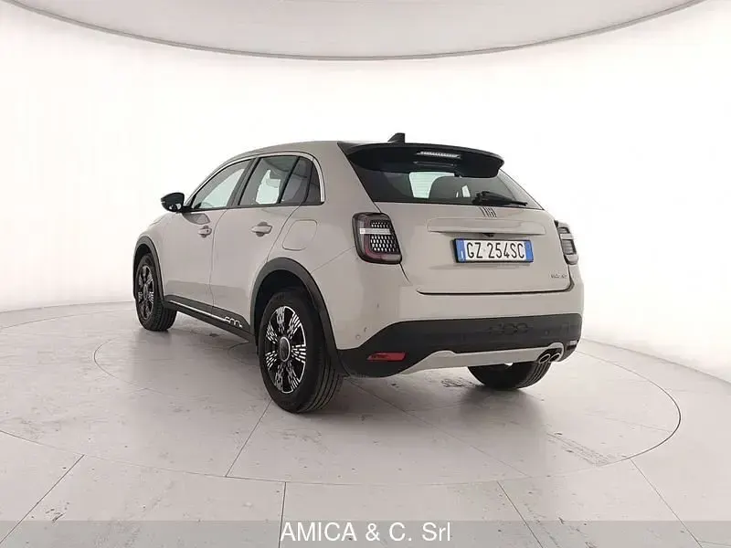 Usata Fiat 600 Pop 145 CV (106 kW) 2025 Bronzo SUV