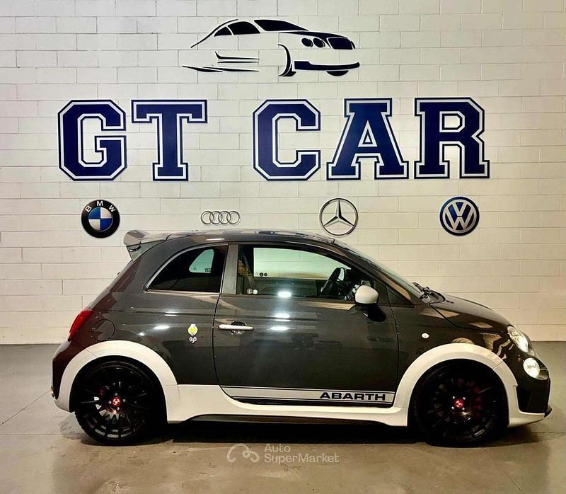 Usata Abarth 695 180 CV (132 kW) 2023 Gray Utilitaria