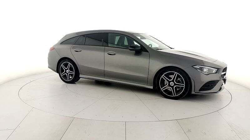 Usata Mercedes CLA220 Premium 190 CV (139 kW) 2022 Grigio Berlina