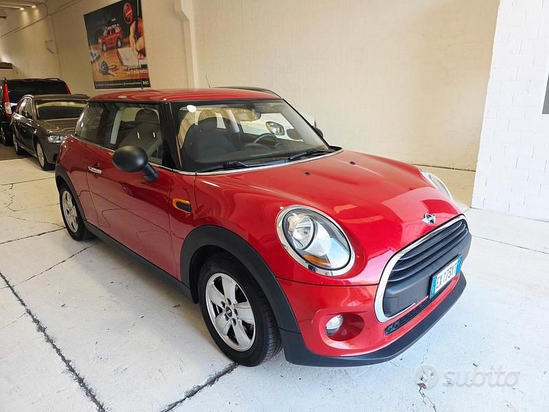 Occasion Mini ONE 75 ch (55 kW) 2014 Rouge Citadine