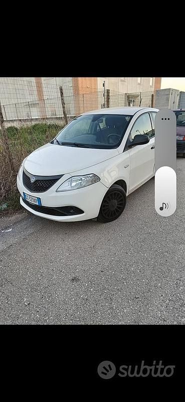 Usata Lancia Ypsilon 2020 Bianco Utilitaria