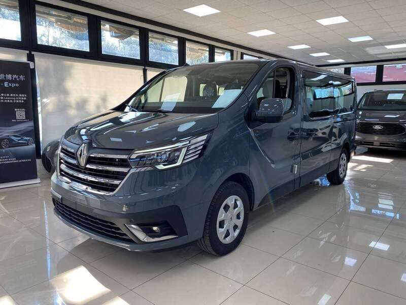 Grigio Usata 2024 Renault Trafic Monovolume | 49.990 € - Immagine 1/4