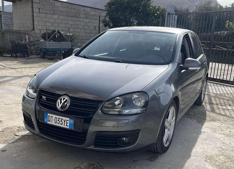 Usata VW Golf VI GT 105 CV (77 kW) 2009 Utilitaria