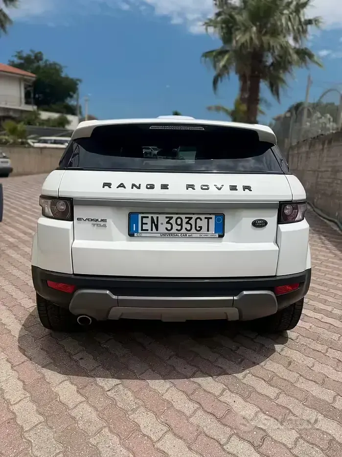 Usata Land Rover Range Rover evoque Dynamic 150 CV (110 kW) 2012 Bianco SUV