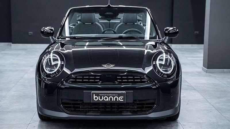 Usata Mini Cooper Cabriolet Classic 163 CV (119 kW) 2025 Nero metallizzato Cabrio